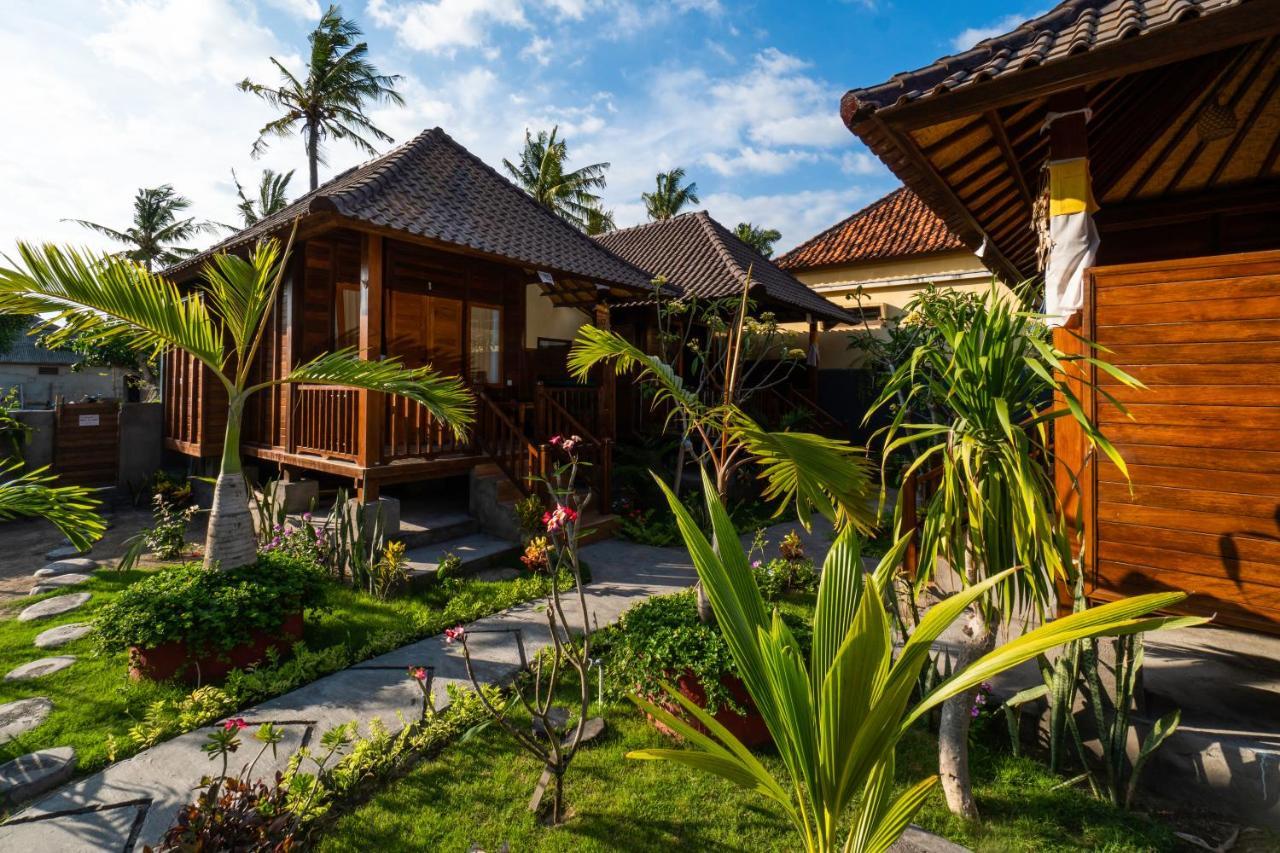 Krisna Home Stay Nusa Lembongan Zewnętrze zdjęcie