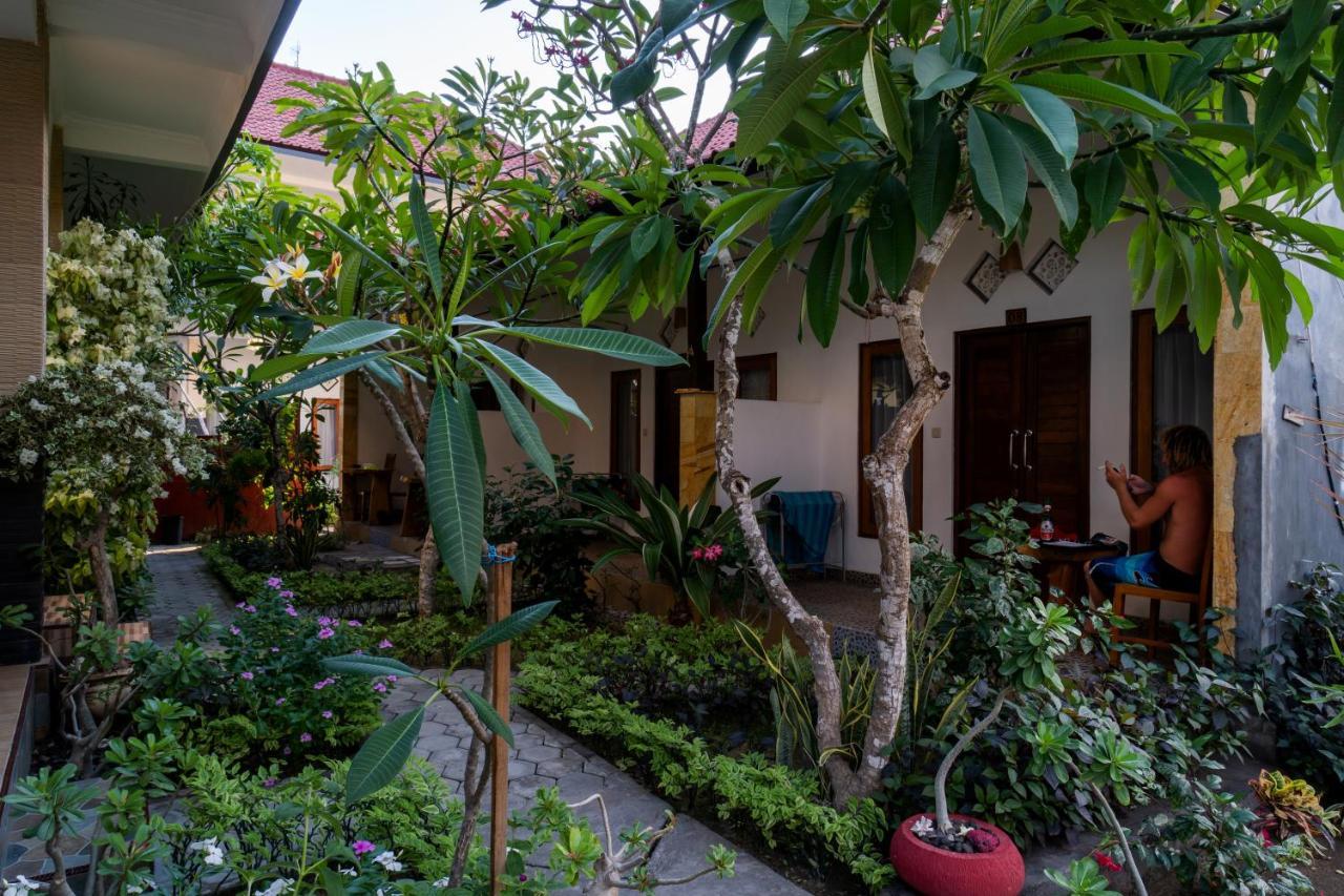 Krisna Home Stay Nusa Lembongan Zewnętrze zdjęcie