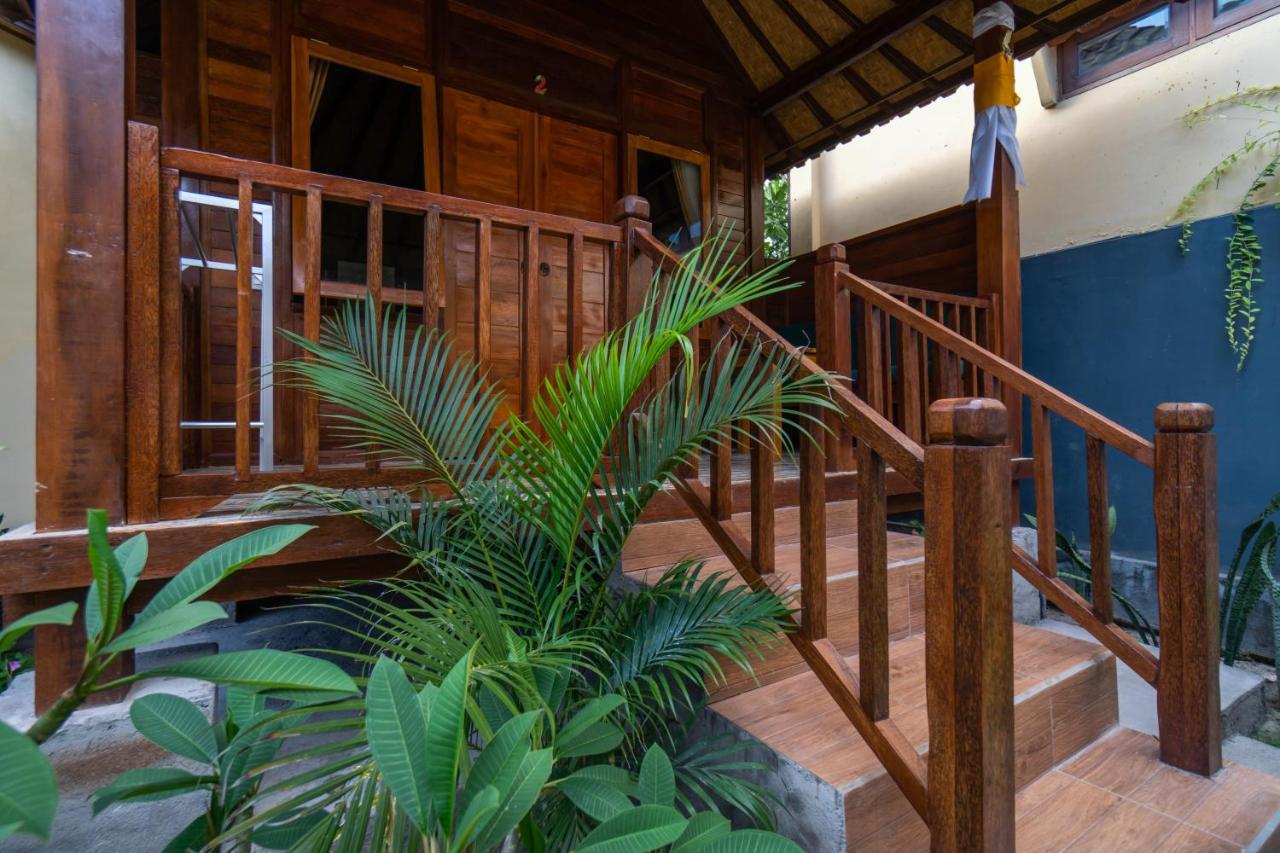 Krisna Home Stay Nusa Lembongan Zewnętrze zdjęcie