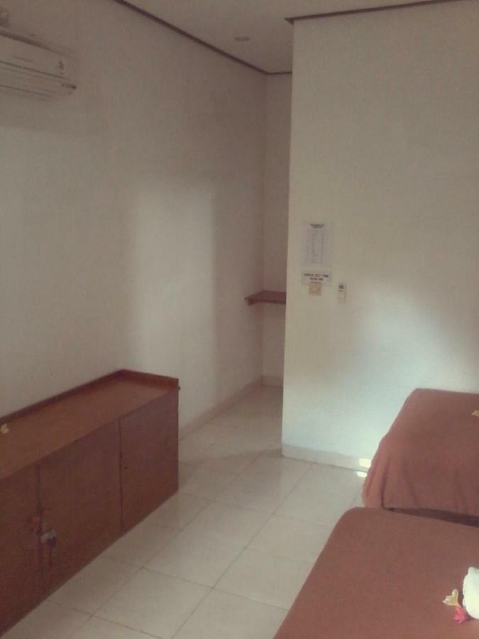 Krisna Home Stay Nusa Lembongan Zewnętrze zdjęcie